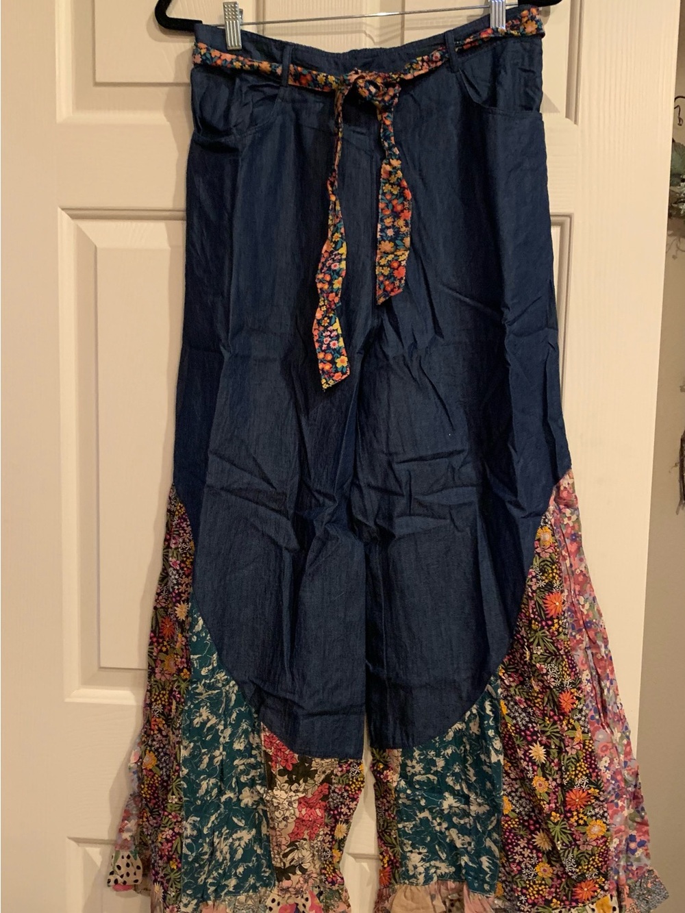 Boho Patchwork Wide-Leg Jeans - Navy with Floral Accents